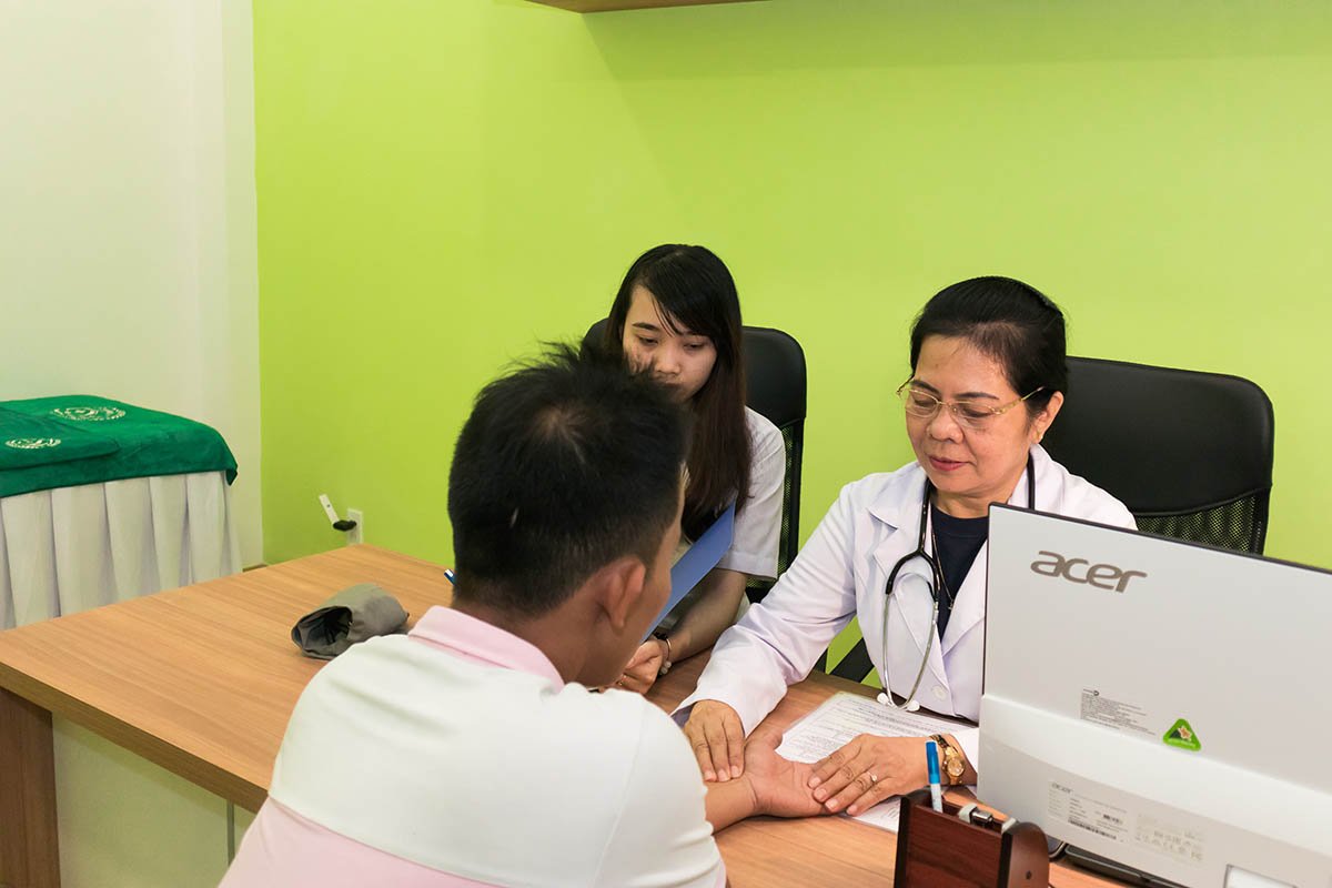 Phòng khám Y học Cổ truyền Sài Gòn chữa viêm amidan chất lượng