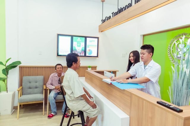 Phòng khám YHCT Sài Gòn là một trong số địa chỉ chữa bệnh viêm họng hạt uy tín tại TPHCM