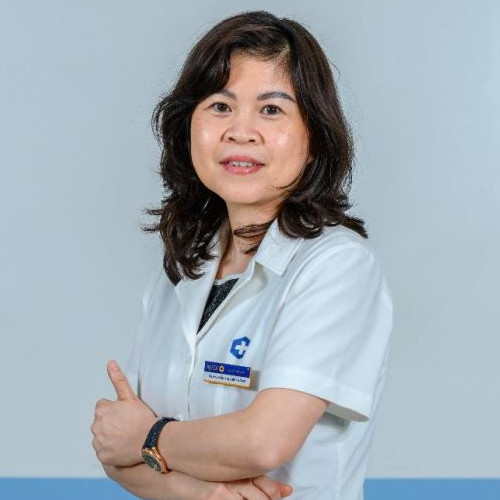 Bác sĩ Nguyễn Thị Diệu Hồng chữa hen suyễn